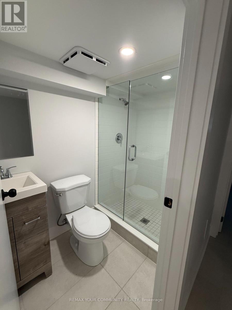 5 (Bsmt) - 88 Spruce Street W, Aurora, Ontario  L4G 1S1 - Photo 8 - N12801028