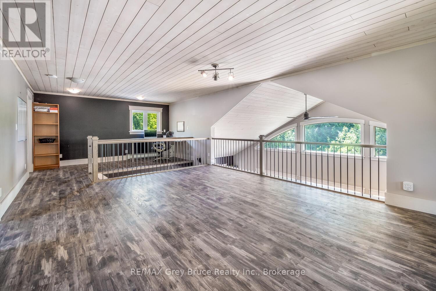 62 Cape Hurd Road, Northern Bruce Peninsula, Ontario  N0H 2R0 - Photo 25 - X12809418