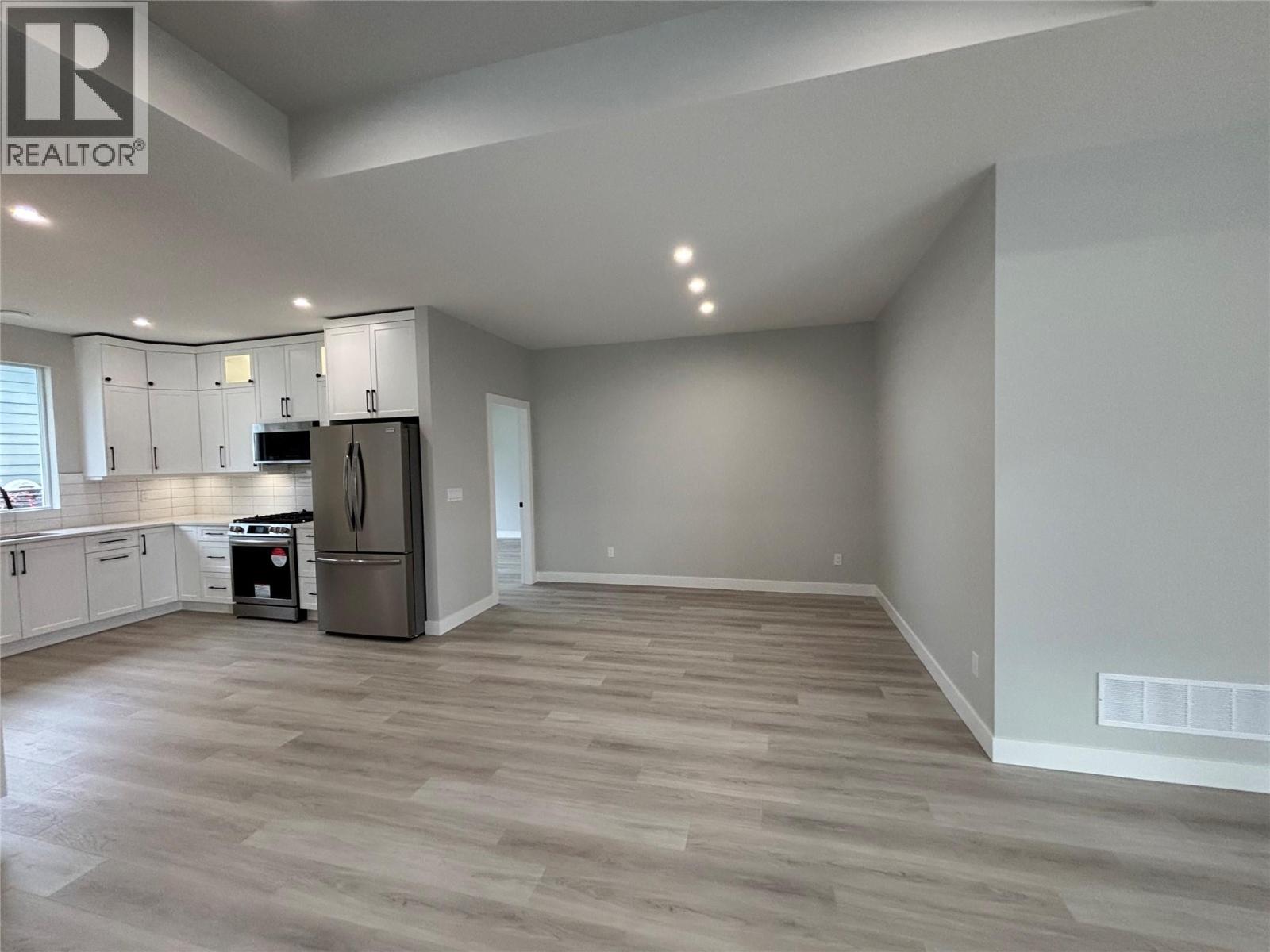 574 Meadowlark Avenue, Vernon, British Columbia  V1H 2A1 - Photo 12 - 10376288