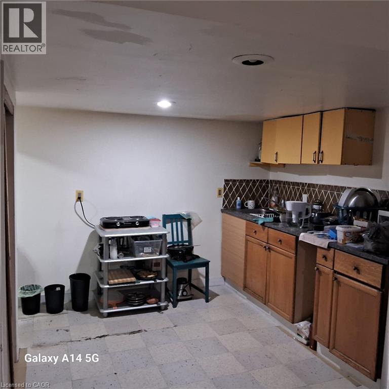 287 Blucher Road, Kitchener, Ontario  N2H 5V8 - Photo 13 - 40806439