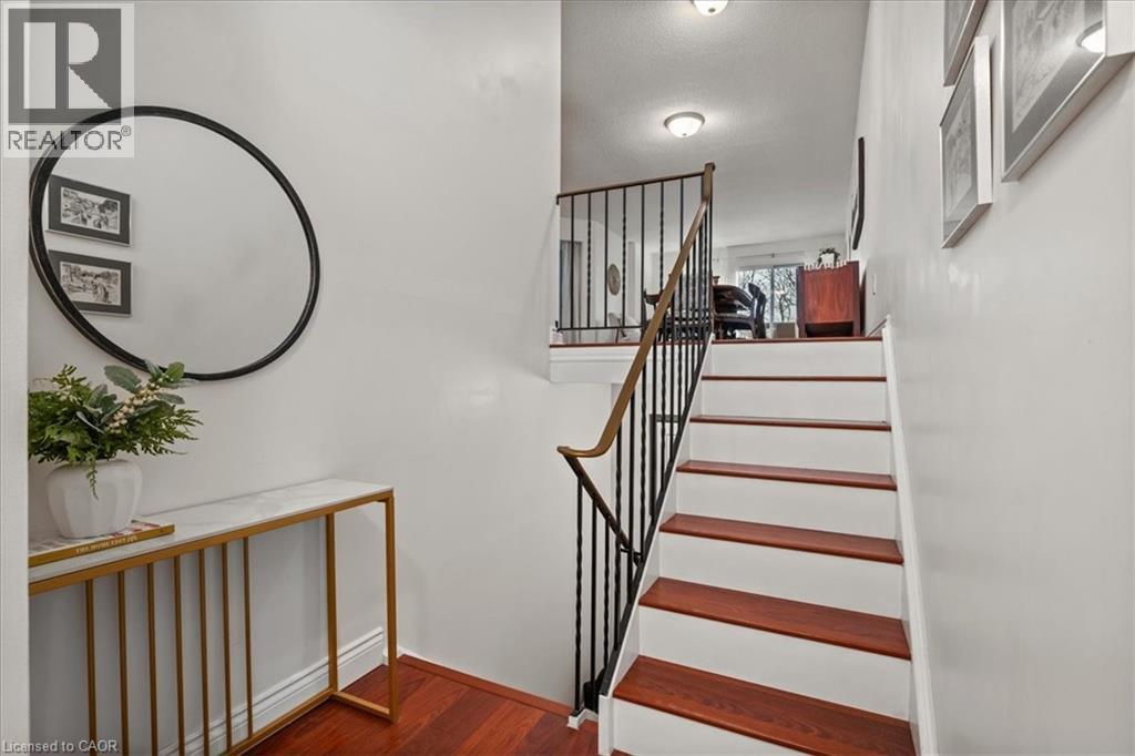 205 Highland Crescent Unit# 16, Kitchener, Ontario  N2M 5L6 - Photo 3 - 40806338