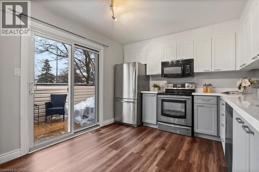 205 Highland Crescent Unit# 16, Kitchener, Ontario  N2M 5L6 - Photo 4 - 40806338