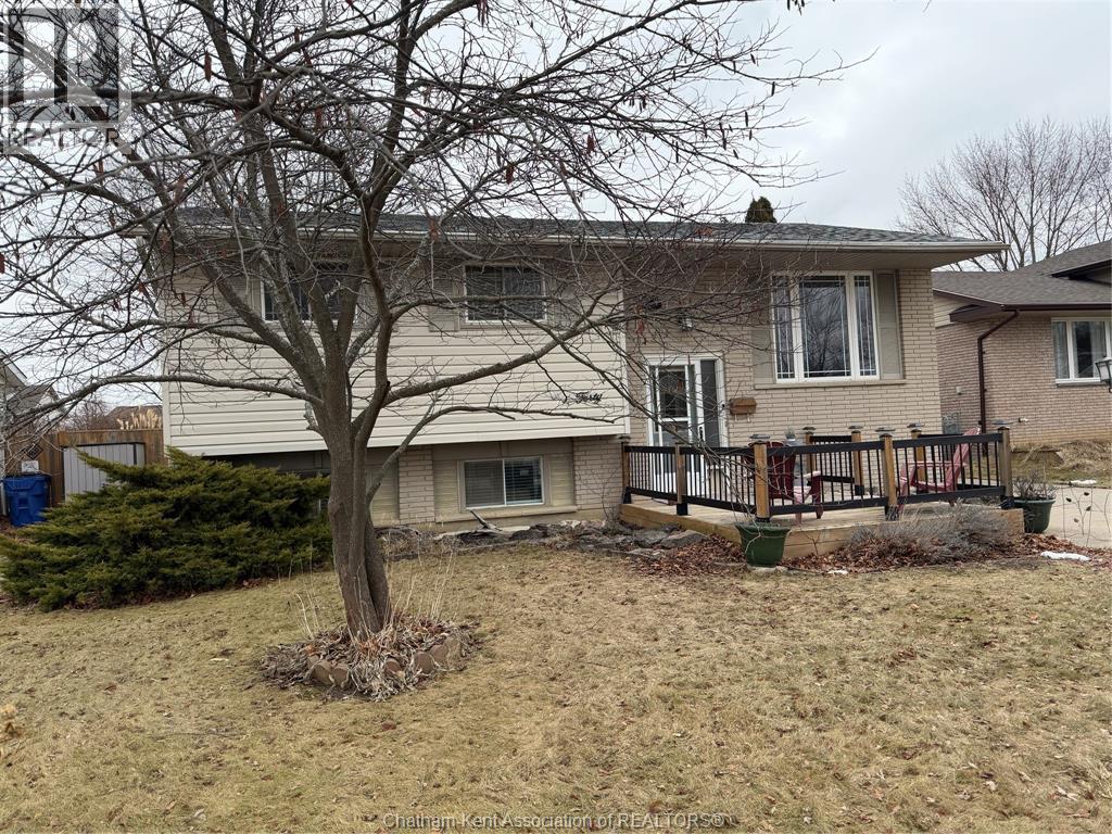 40 Thornhill Crescent, Chatham, Ontario  N7L 4M3 - Photo 2 - 26002894