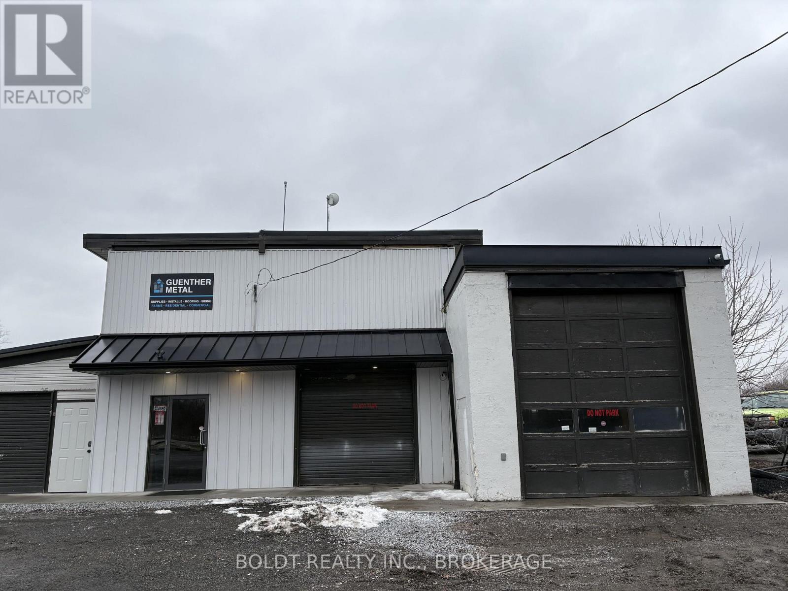 25 Niagara Stone Road, Niagara-On-The-Lake, Ontario  L0S 1J0 - Photo 3 - X12809410