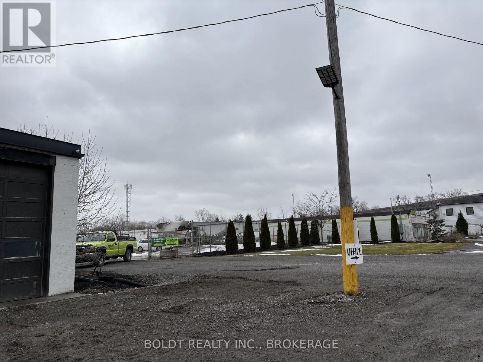 25 Niagara Stone Road, Niagara-On-The-Lake, Ontario  L0S 1J0 - Photo 4 - X12809410