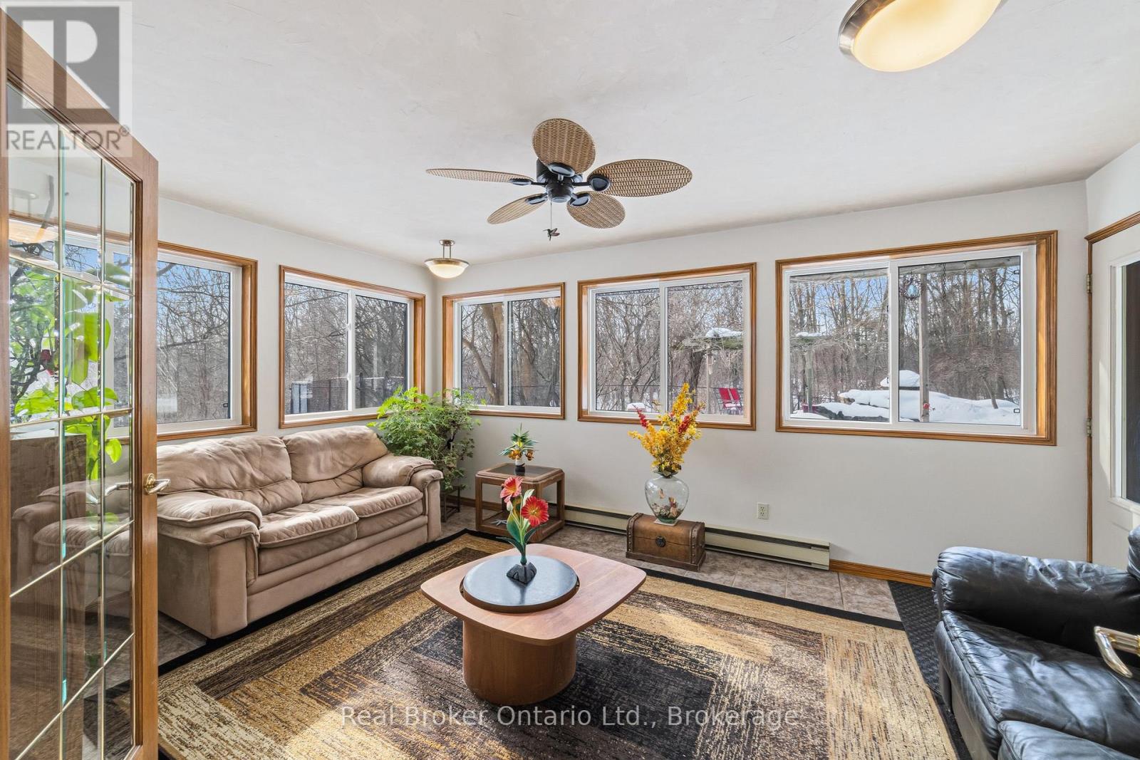 295 Brant Road, Brant, Ontario  N0E 1N0 - Photo 12 - X12809432