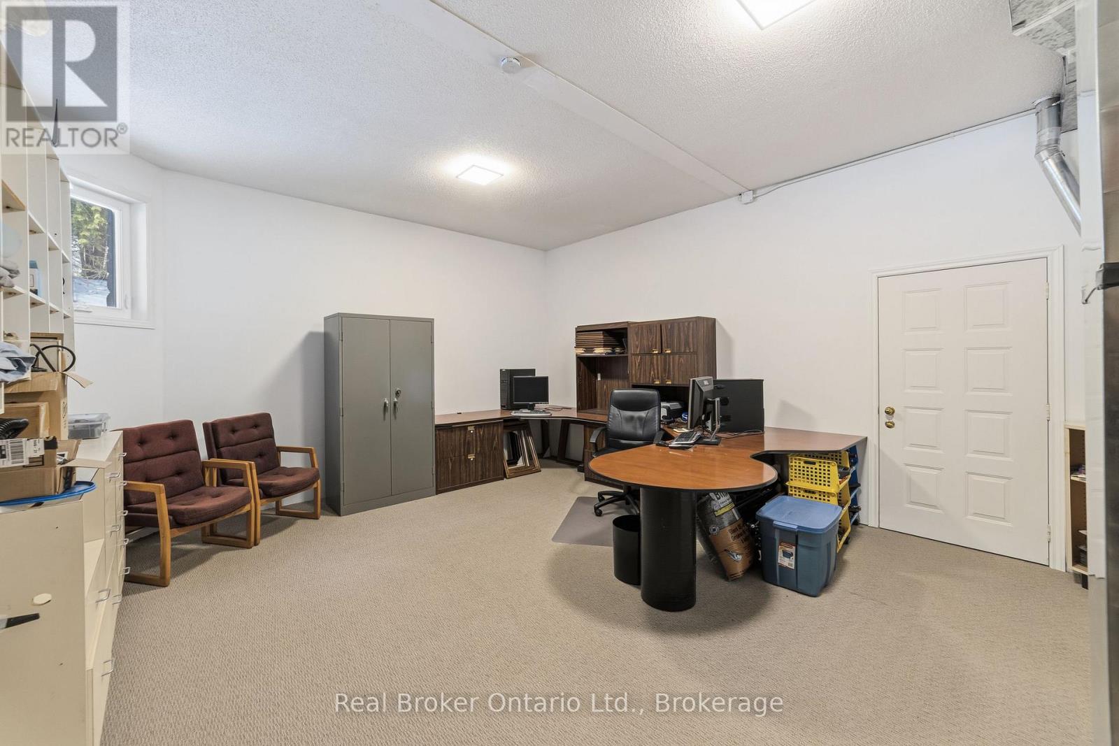 295 Brant Road, Brant, Ontario  N0E 1N0 - Photo 14 - X12809432