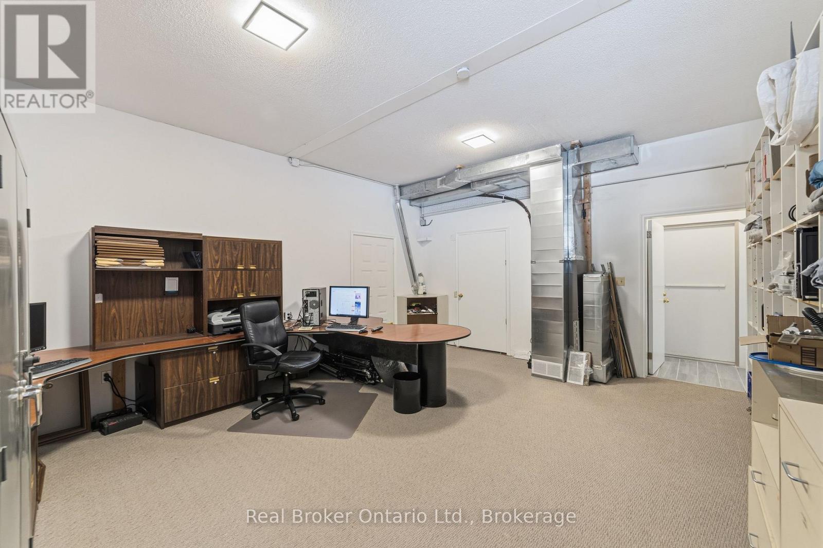 295 Brant Road, Brant, Ontario  N0E 1N0 - Photo 15 - X12809432