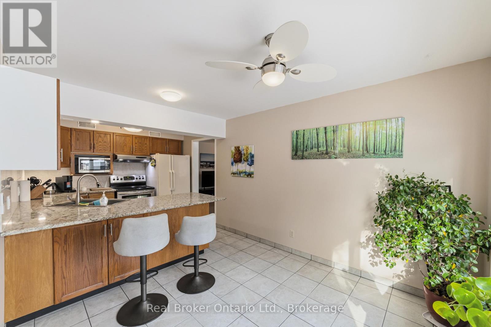 295 Brant Road, Brant, Ontario  N0E 1N0 - Photo 35 - X12809432