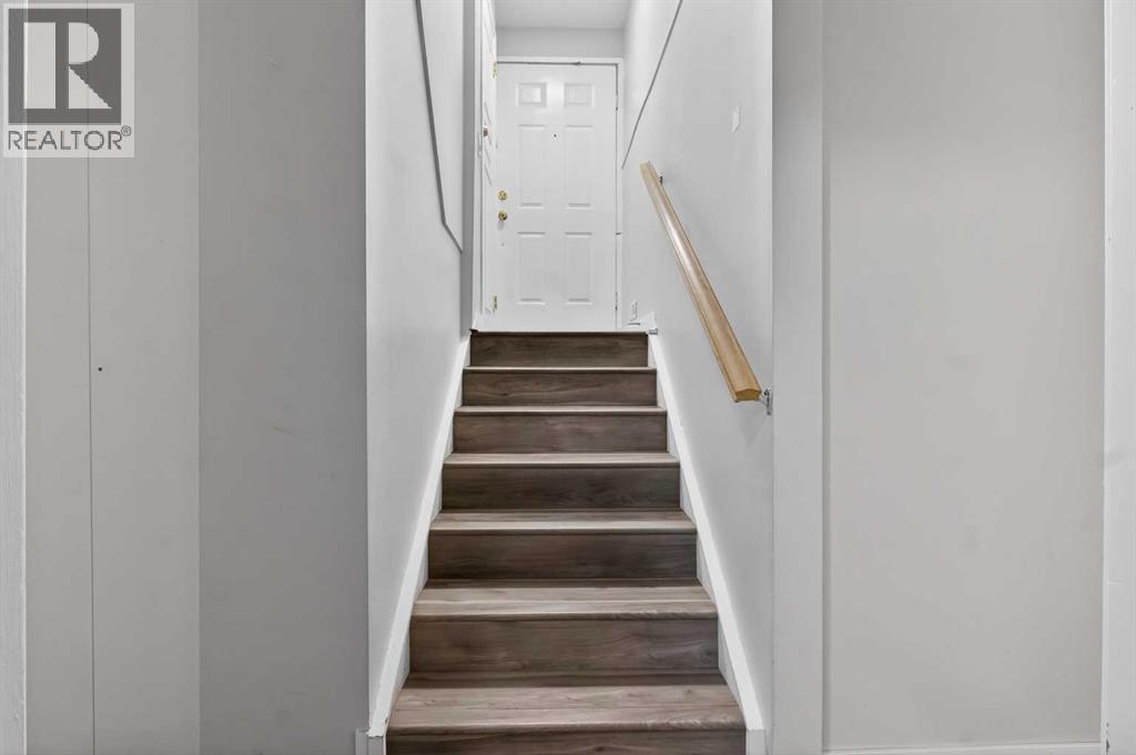 3220 56 Street Ne, Calgary, Alberta  T1Y 5E9 - Photo 2 - A2287951