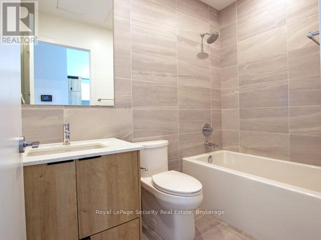 301 - 722 Marlee Avenue, Toronto, Ontario  M6B 3J7 - Photo 10 - W12809426