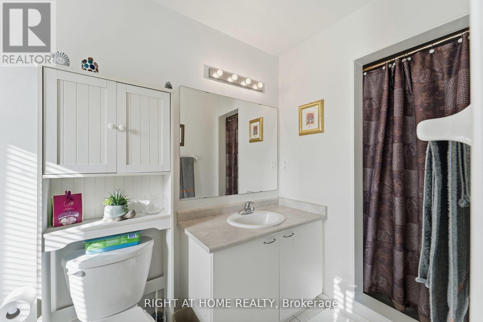 154 - 7155 Magistrate Terrace, Mississauga, Ontario  L5W 1Y9 - Photo 18 - W12809438