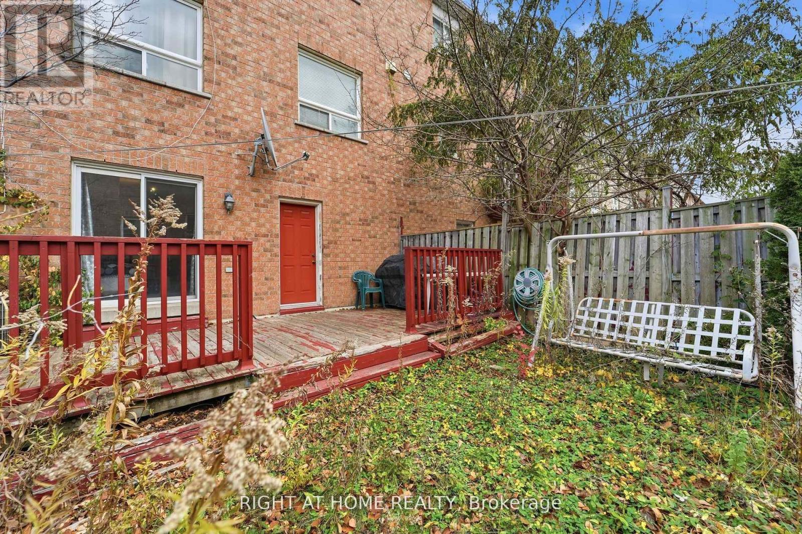 154 - 7155 Magistrate Terrace, Mississauga, Ontario  L5W 1Y9 - Photo 28 - W12809438