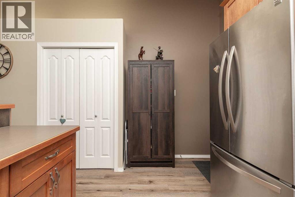 296 Tartan Circle W, Lethbridge, Alberta T1J 0Z1 - Photo 9 - A2283989