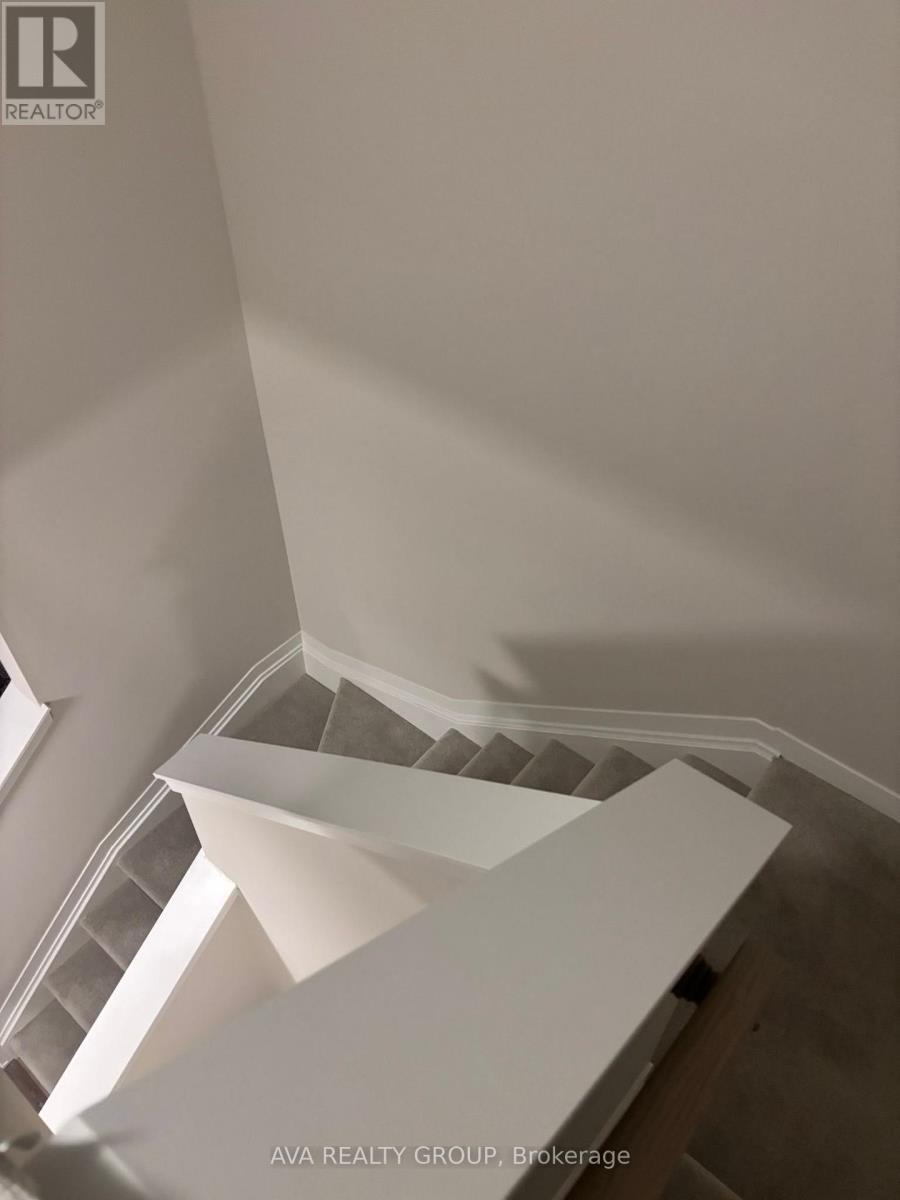 517 Brigatine Avenue, Ottawa, Ontario  K2B 5Y1 - Photo 12 - X12809446