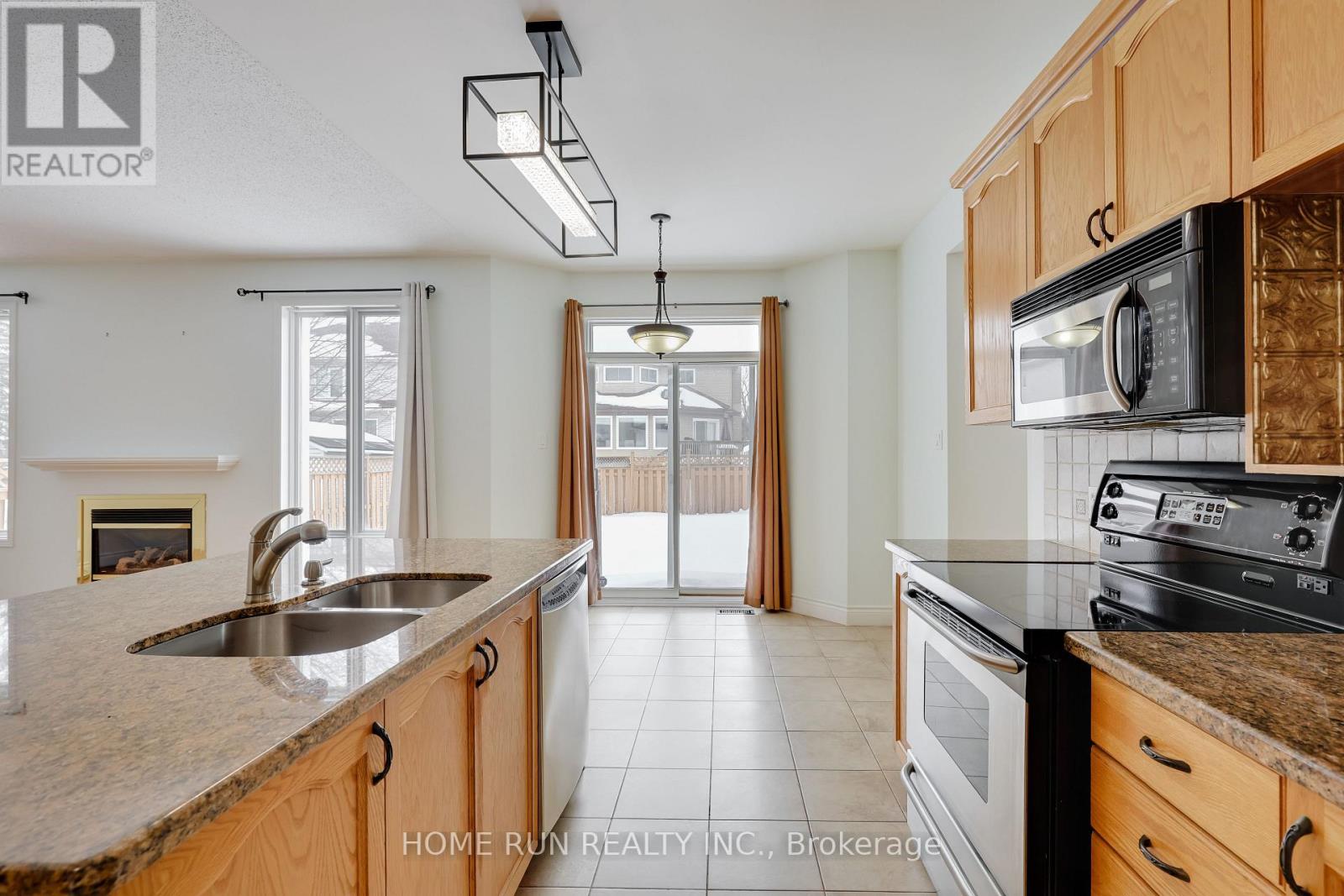 11 Westmeath Crescent, Ottawa, Ontario  K2K 3B1 - Photo 15 - X12809482