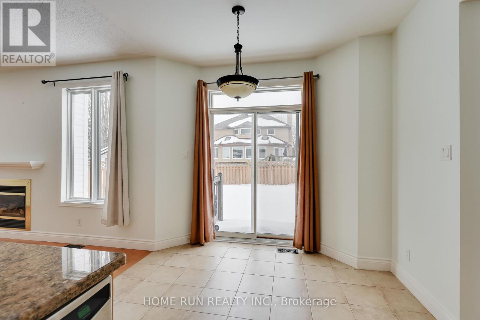 11 Westmeath Crescent, Ottawa, Ontario  K2K 3B1 - Photo 18 - X12809482