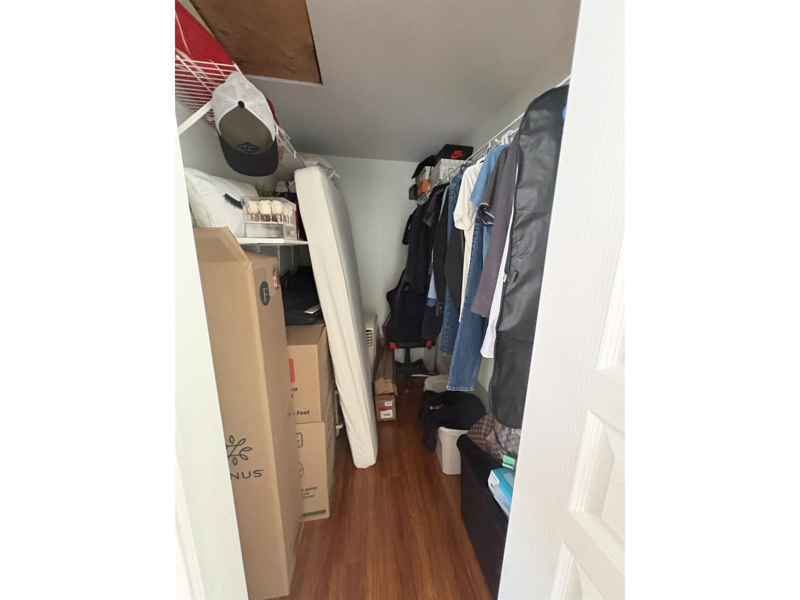 18048 64 Avenue, Surrey, British Columbia  V3S 1Z5 - Photo 11 - R3092176