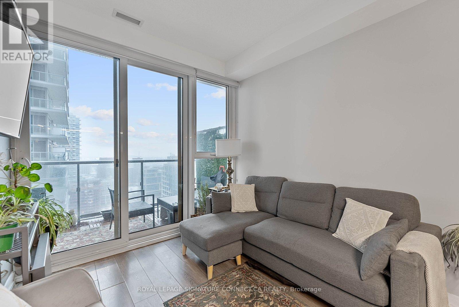 2201 - 15 Lower Jarvis Street, Toronto (Waterfront Communities), Ontario  M5E 0C4 - Photo 9 - C12809468