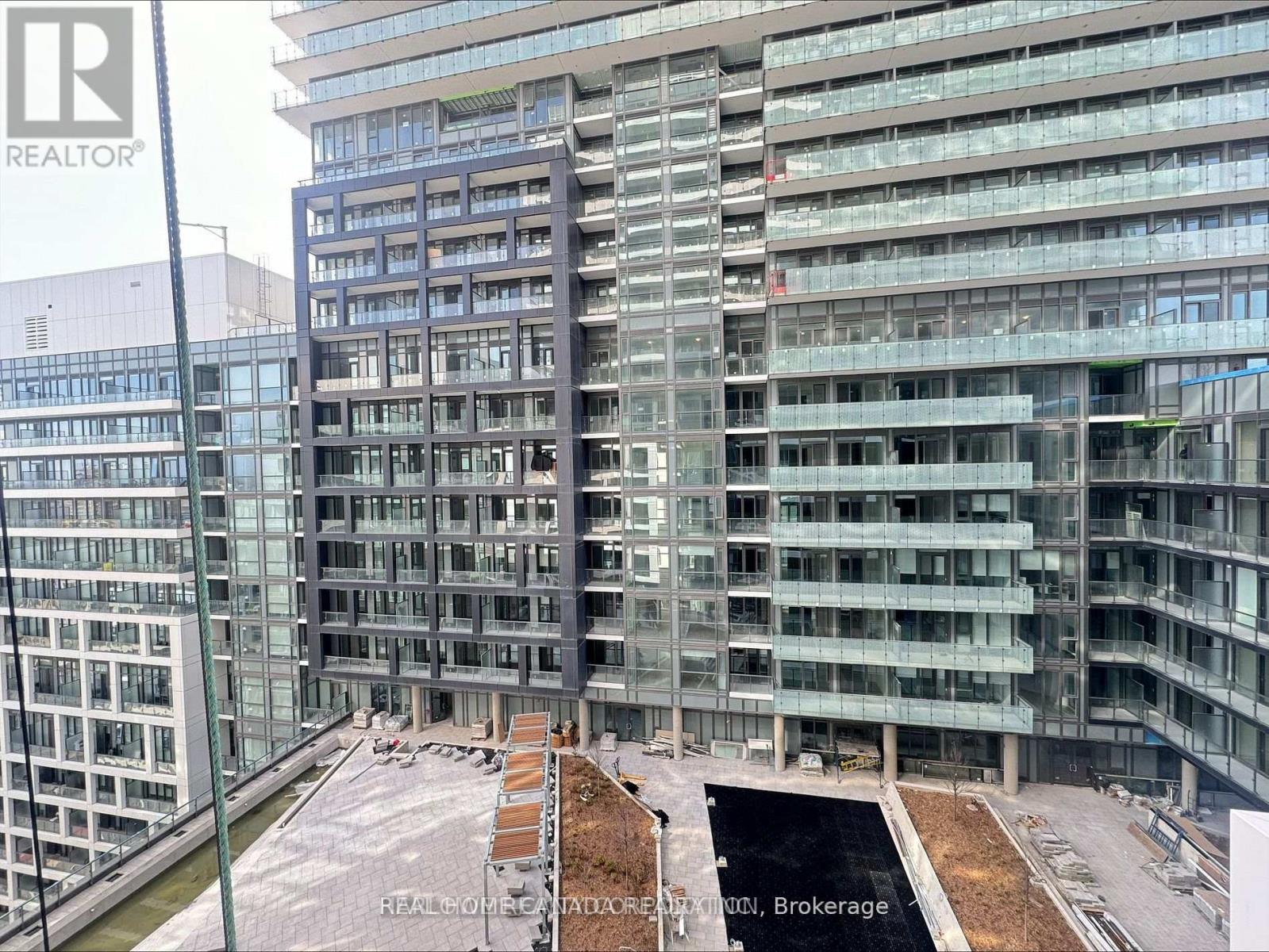 1726 - 70 Princess Street, Toronto (Waterfront Communities), Ontario  M5A 0X6 - Photo 12 - C12809478