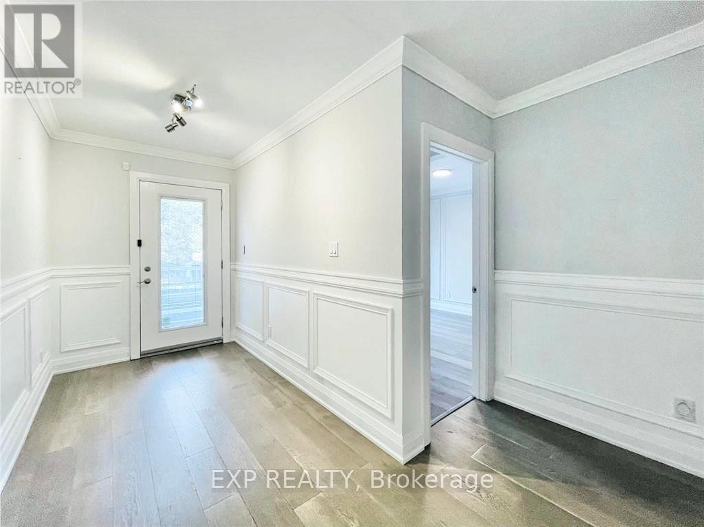 15 Scarcliff Gardens, Toronto, Ontario  M1E 2A1 - Photo 6 - E12804496