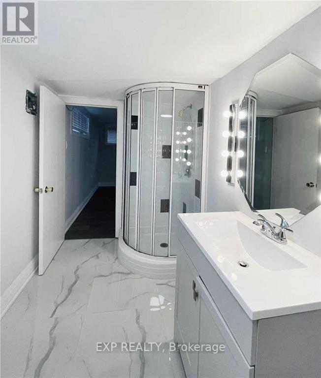 15 Scarcliff Gardens, Toronto, Ontario  M1E 2A1 - Photo 12 - E12804496