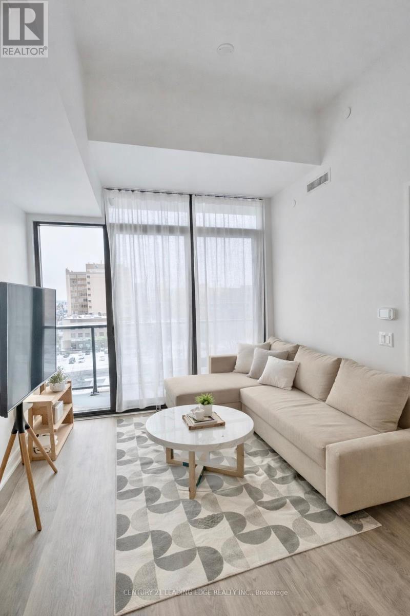 716 - 3009 Novar Road, Mississauga, Ontario  L5B 1H7 - Photo 1 - W12809466