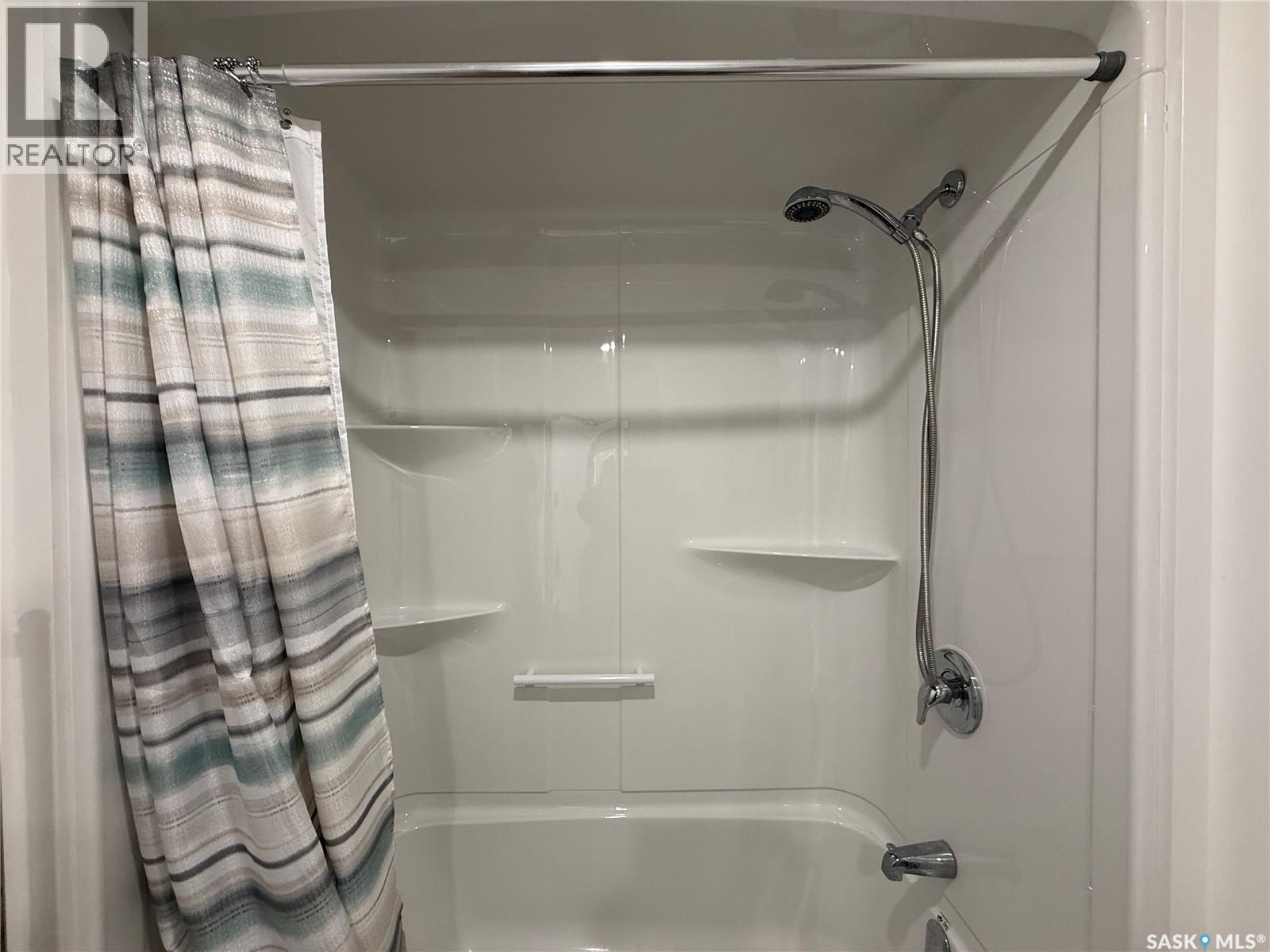 19 Saskatchewan Avenue, Quill Lake, Saskatchewan  S0A 3E0 - Photo 19 - SK028924