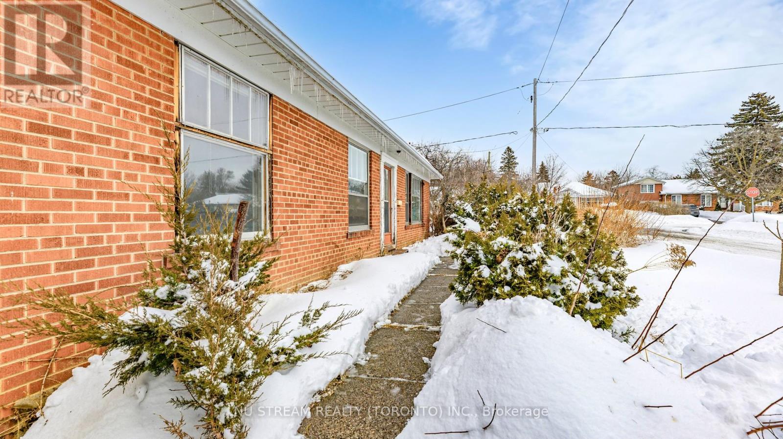 50 Marydon Crescent, Toronto, Ontario  M1S 2G9 - Photo 2 - E12809356