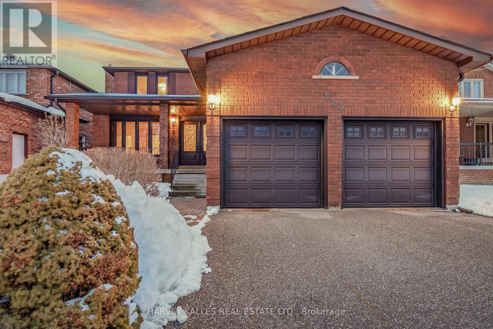113 Cabaletta Crescent, Vaughan, Ontario  L4L 6L1 - Photo 2 - N12555904