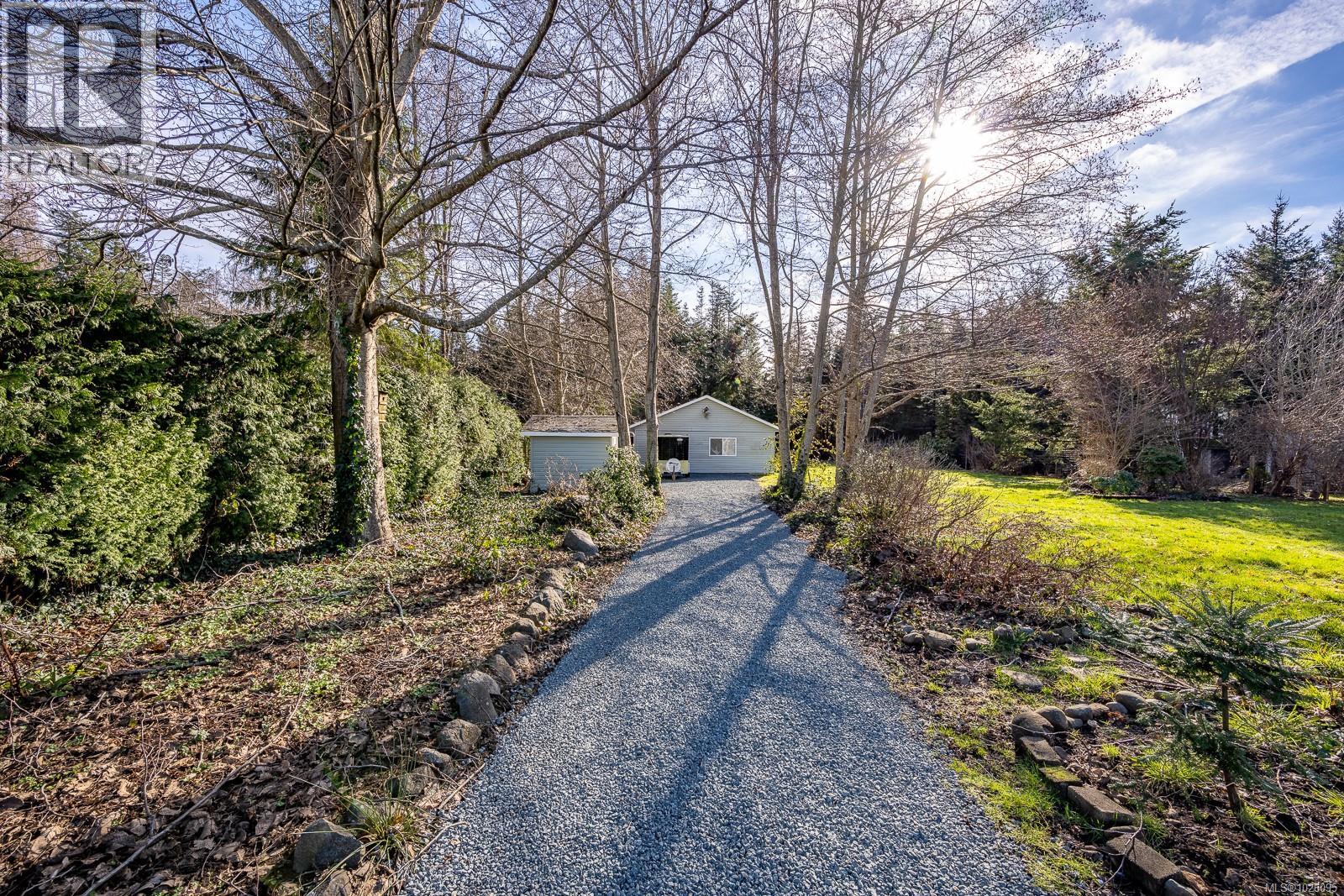 321 Wireless Rd, Comox, British Columbia  V9M 3T6 - Photo 26 - 1026095