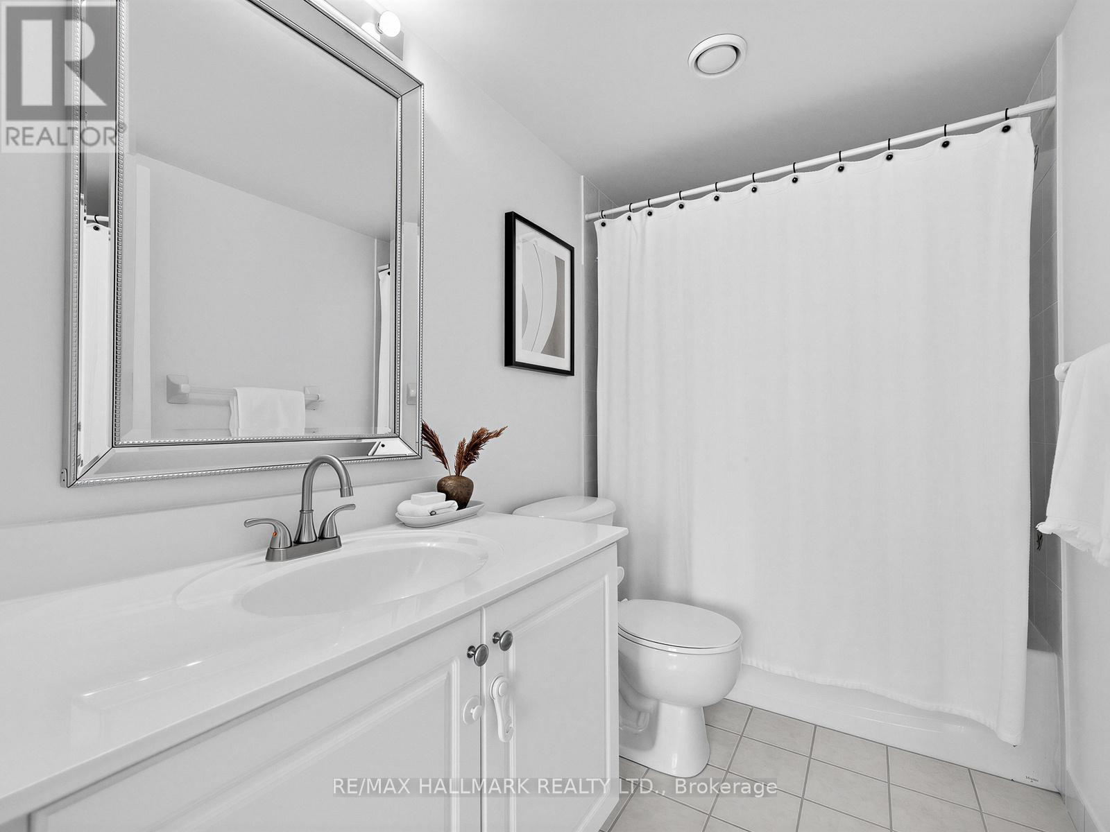 211 - 1730 Eglinton Avenue E, Toronto, Ontario  M4A 1J7 - Photo 24 - C12809518
