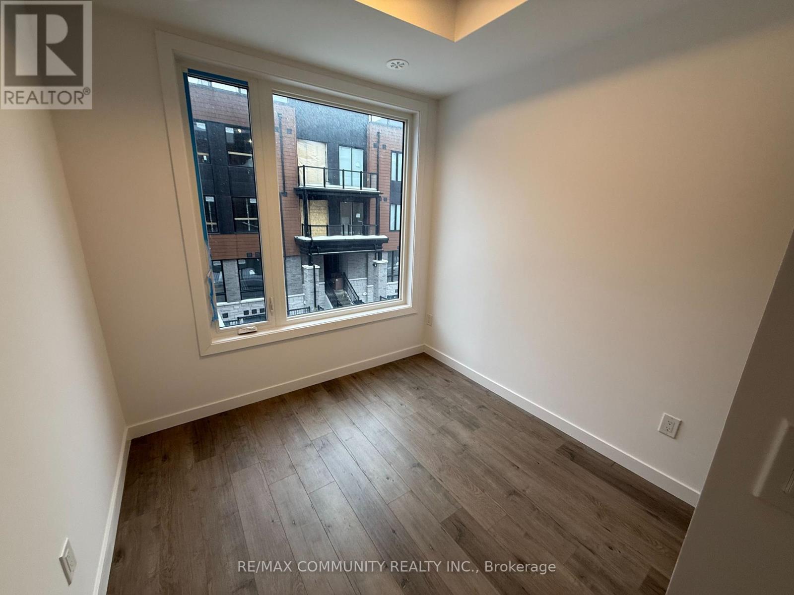 7 - 117 Marydale Avenue, Markham, Ontario  L3S 0A3 - Photo 2 - N12809514