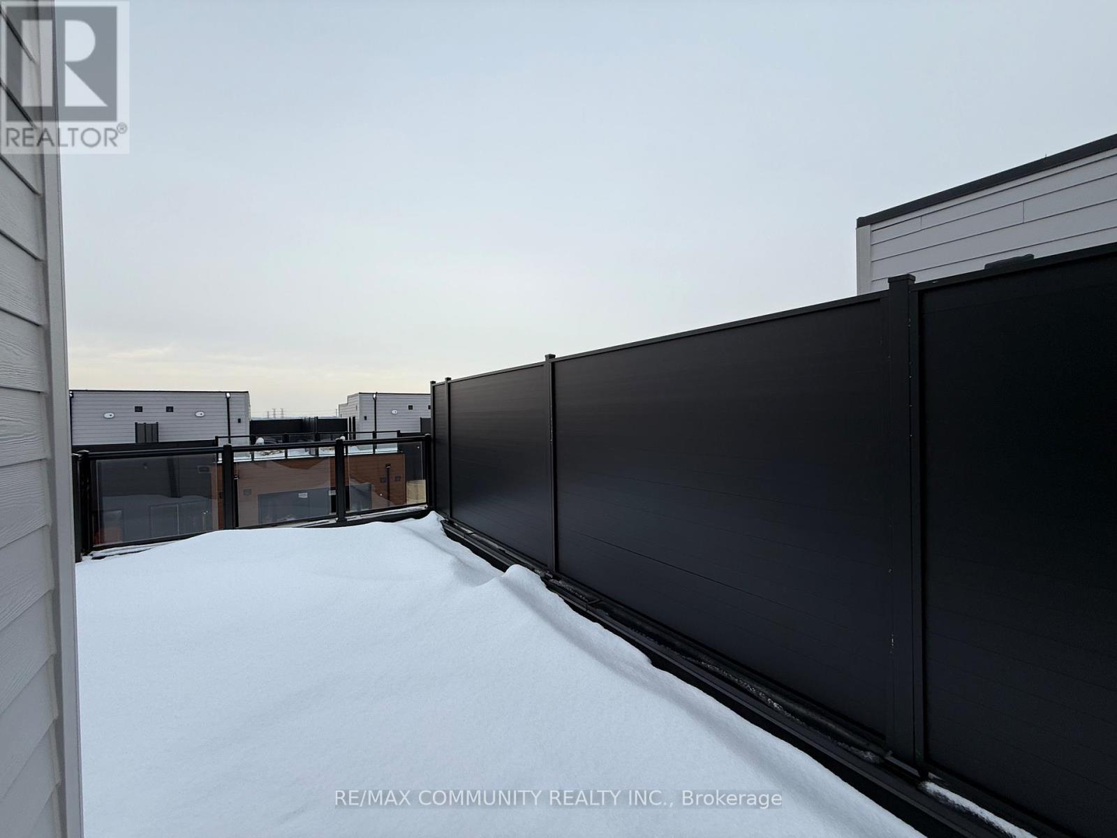 7 - 117 Marydale Avenue, Markham, Ontario  L3S 0A3 - Photo 9 - N12809514