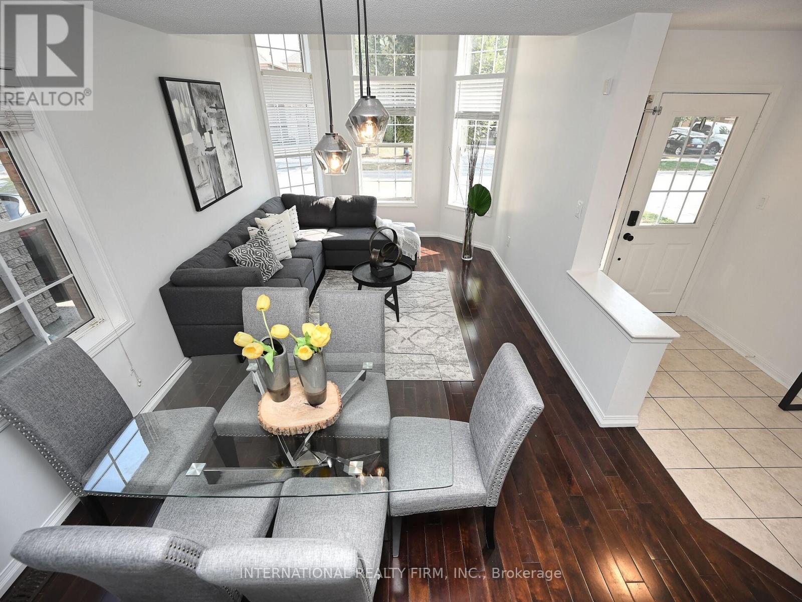 2382 Falkland Crescent, Oakville, Ontario  L6M 4Y1 - Photo 7 - W12809510