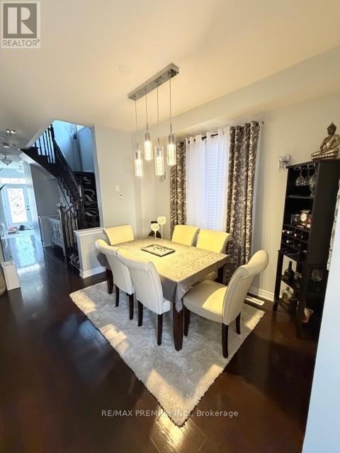 82 Chesterwood Crescent, Brampton, Ontario  L6Y 0Z5 - Photo 5 - W12809512