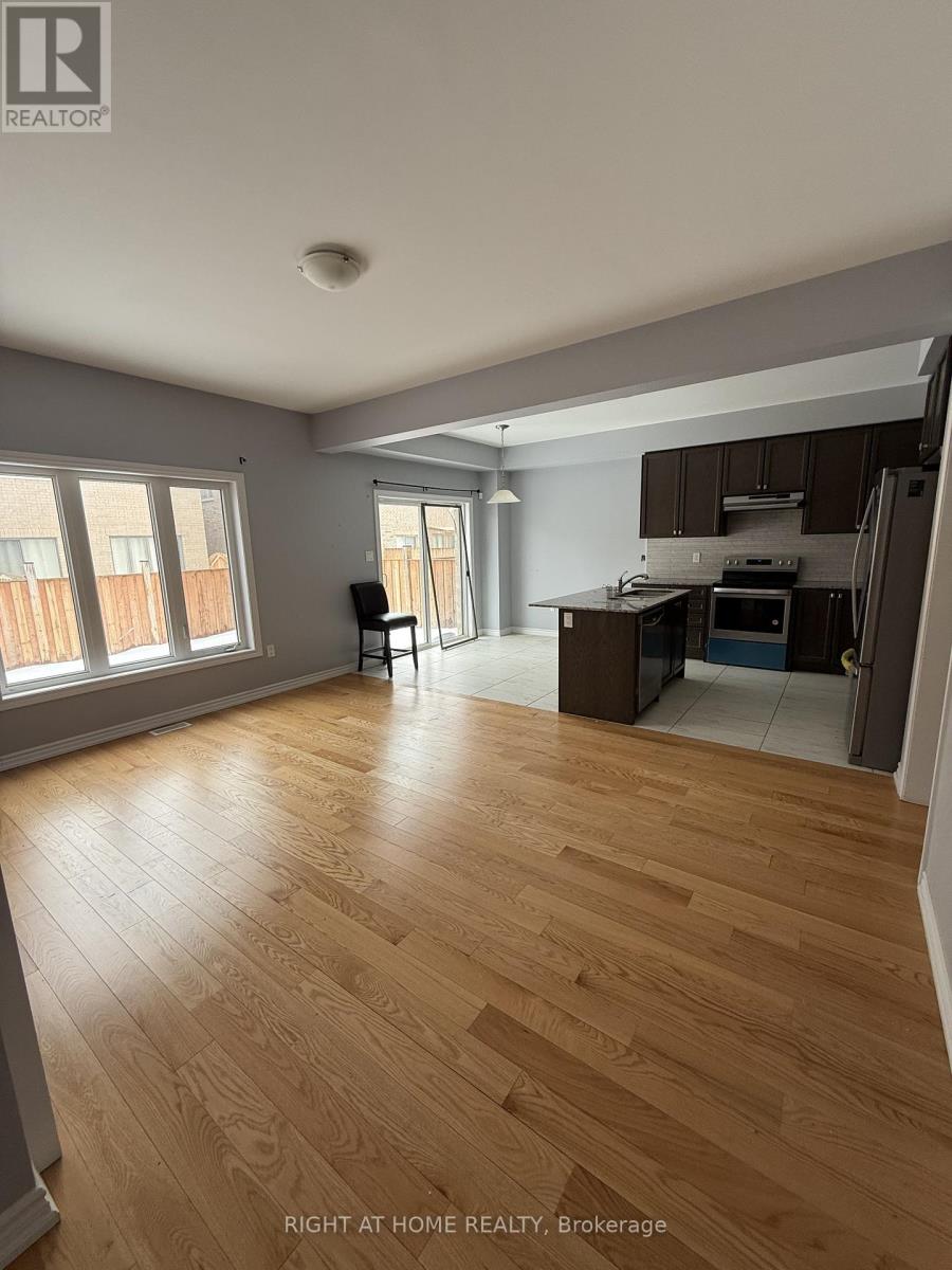 29 Faders Drive, Brampton, Ontario  L7A 4Y2 - Photo 9 - W12809520