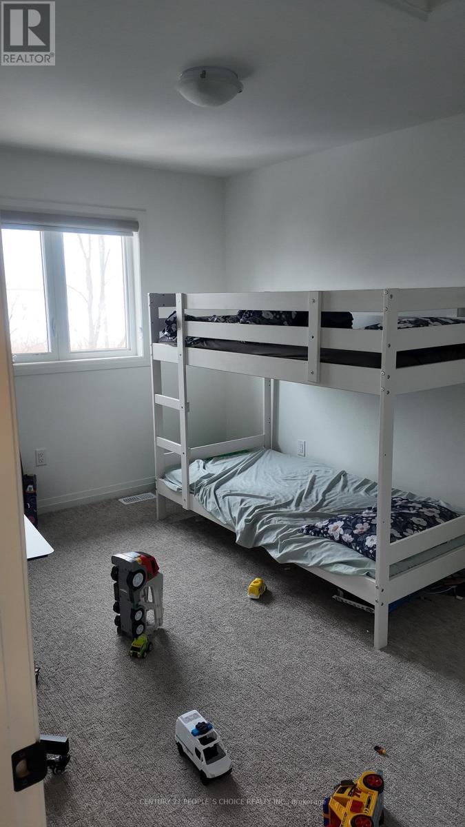 100 Willson Drive N, Thorold, Ontario  L2G 0G7 - Photo 11 - X12809522