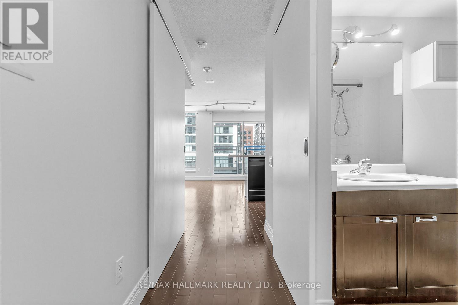 710 - 75 Dalhousie Street, Toronto, Ontario  M5B 2R9 - Photo 20 - C12807880