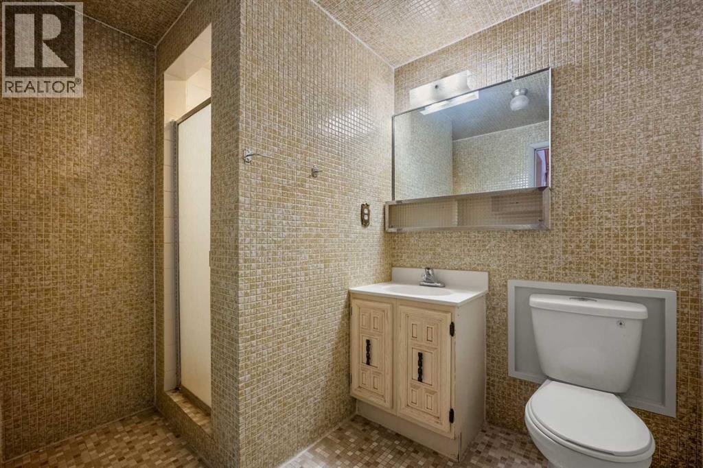 111 Cambrian Drive Nw, Calgary, Alberta  T2K 1P5 - Photo 31 - A2285155