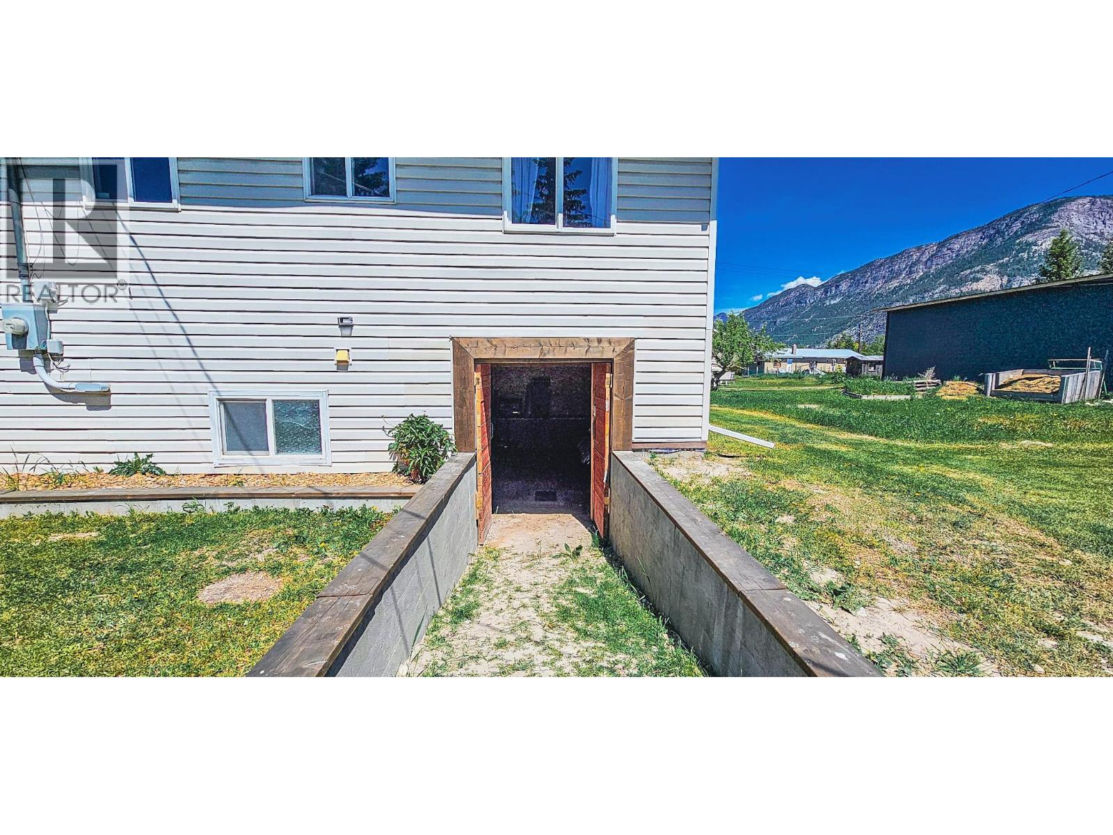 4771 Baillie Grohman Avenue, Canal Flats, British Columbia  v0b 1b0 - Photo 30 - 10375715