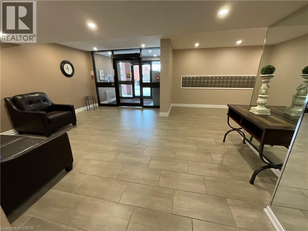 99 Donn Avenue Unit# 105, Stoney Creek, Ontario  L8G 5B2 - Photo 3 - 40806541