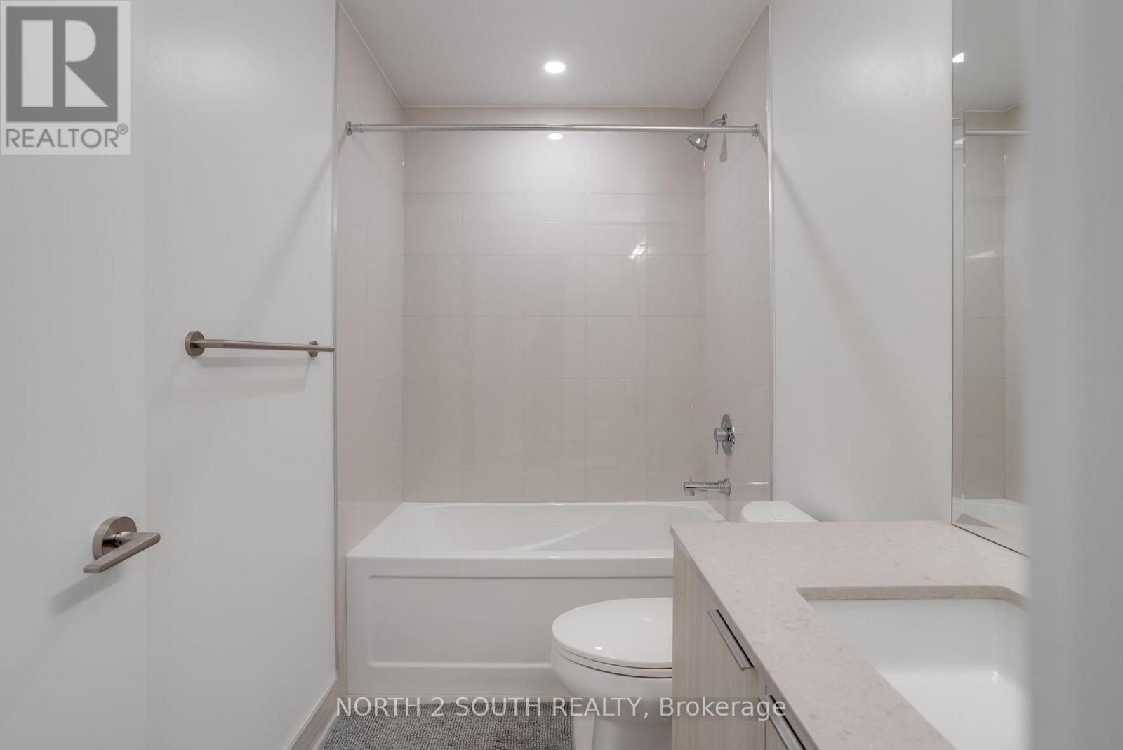 518 - 15 Queens Quay E, Toronto, Ontario  M5E 0A4 - Photo 25 - C12809562