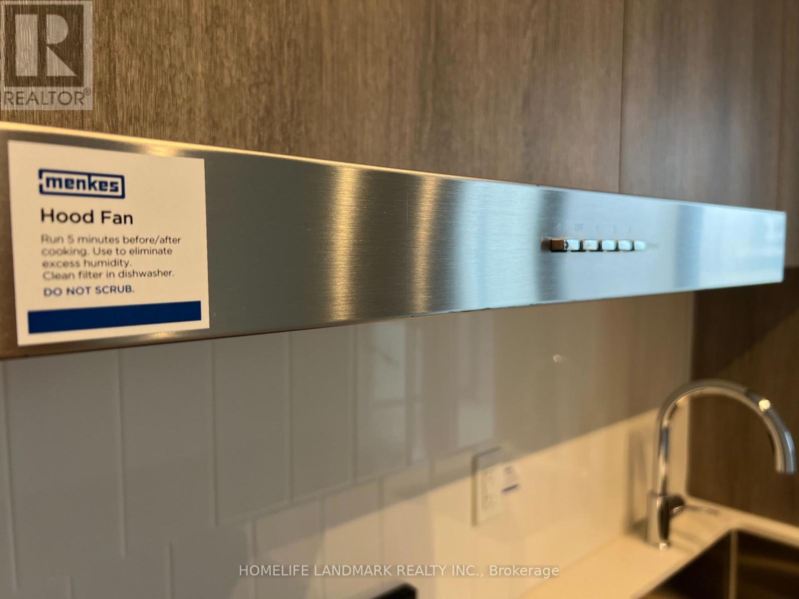 319 - 195 Commerce Street, Vaughan, Ontario  L4K 5Z7 - Photo 13 - N12809526