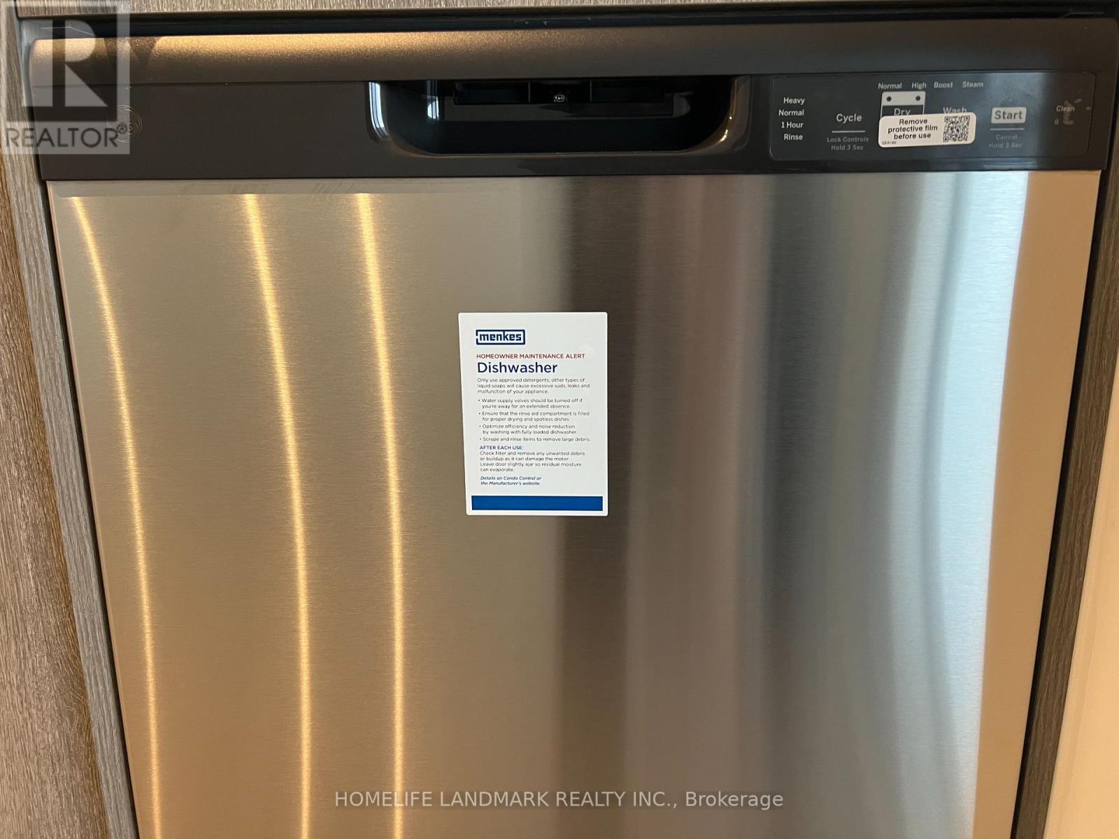 319 - 195 Commerce Street, Vaughan, Ontario  L4K 5Z7 - Photo 14 - N12809526