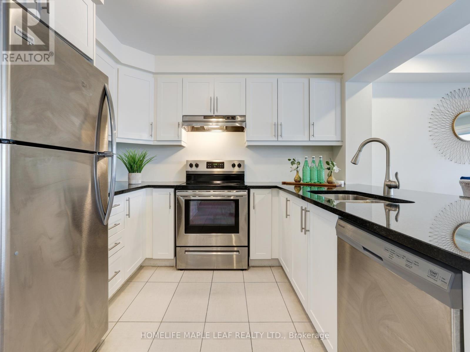 116 Watermill Street, Kitchener, Ontario  N2P 0H3 - Photo 11 - X12632312