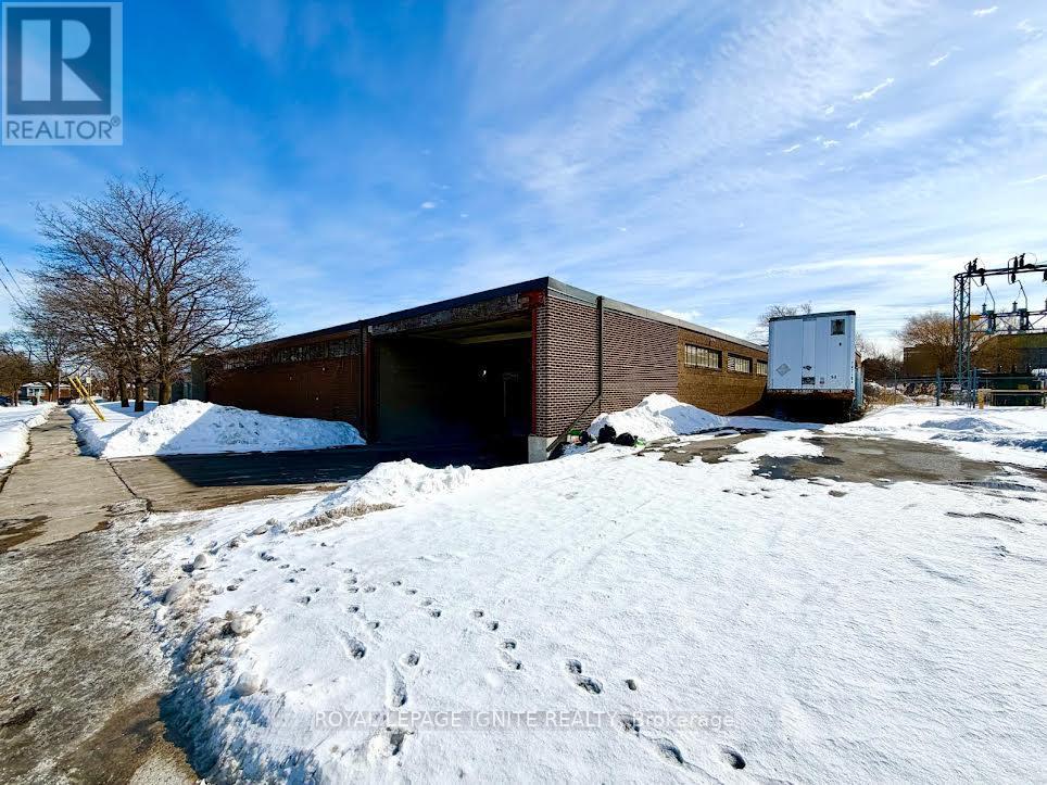 1b - 5 Racine Road, Toronto, Ontario  M9W 2Z2 - Photo 3 - W12809534