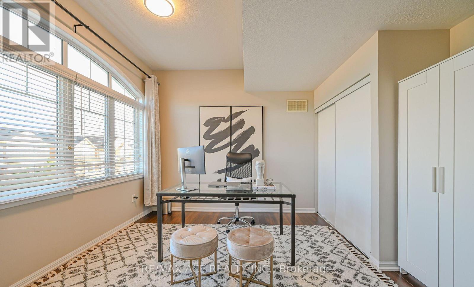 Main - 34 Ventura Avenue, Brampton, Ontario  L6Y 4Y8 - Photo 12 - W12809566