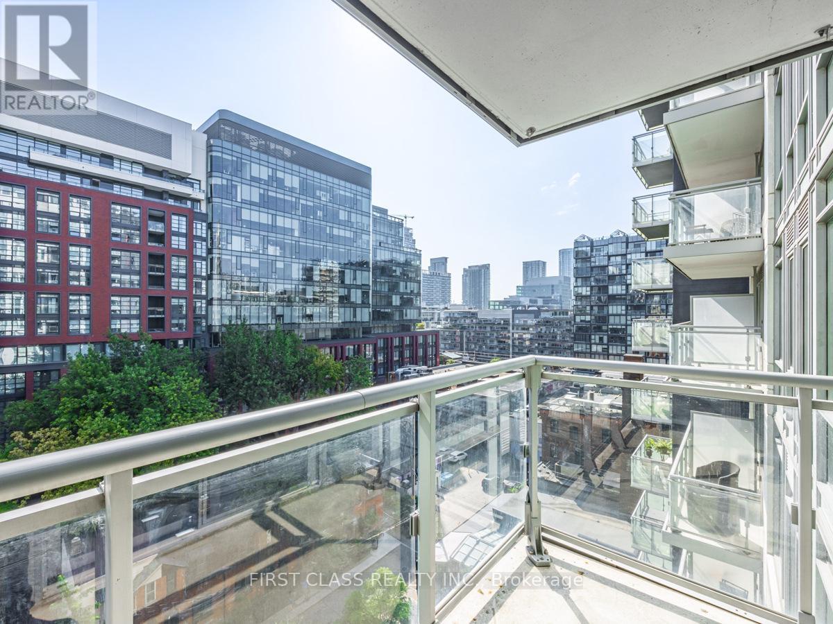 1022 - 525 Adelaide Street W, Toronto, Ontario  M5V 0N7 - Photo 16 - C12769976