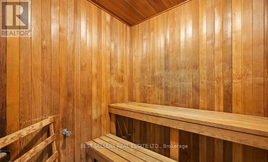 1802 - 1359 Rathburn Road E, Mississauga, Ontario  L4W 5P7 - Photo 22 - W12809582